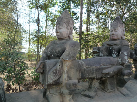 Detail de la porte Sud d’Angkor Thom